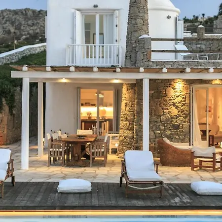 Julia By The Pearls Collection * Mykonos Town